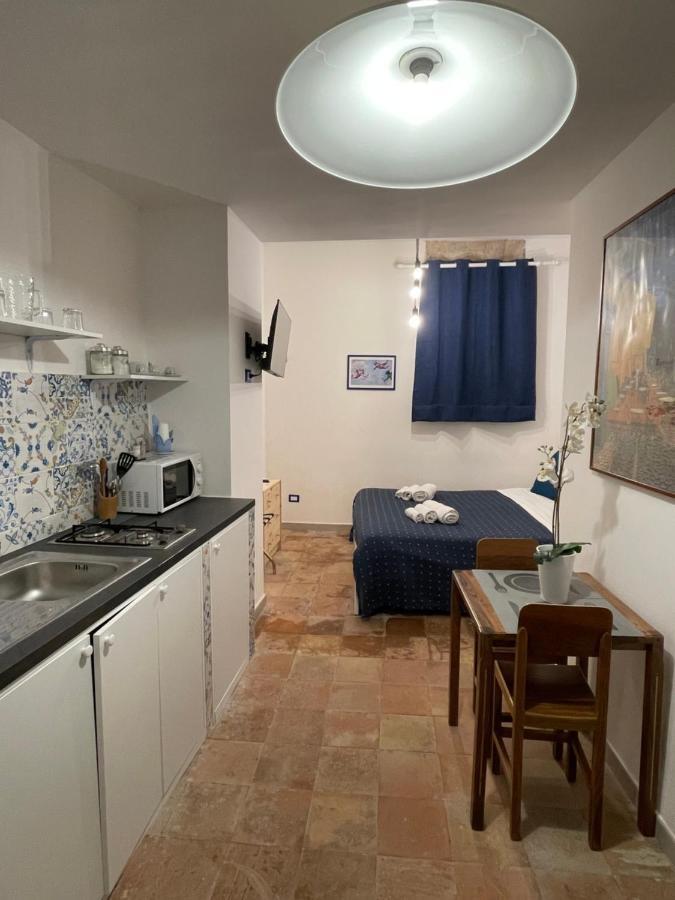 La Dimora Del Santo Appartement Napels Buitenkant foto